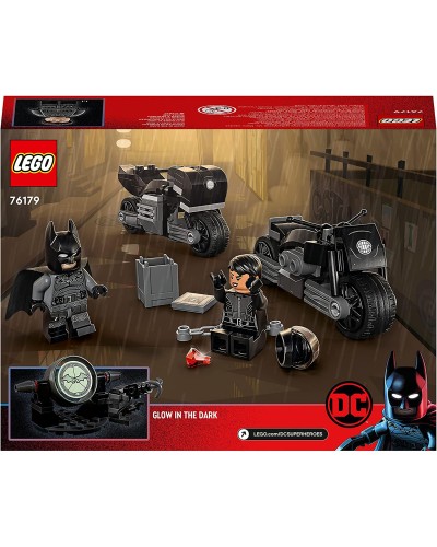LEGO DC Batman & Selina Kyle Bike Chase 76179 Glow in the Dark Bat Signal Toy