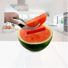 Wassermelone schneiden - angurello Scheiben schneiden und servieren Wassermelone - original